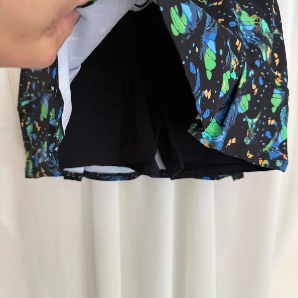Excellent Condition Nike and Dona Jo Skorts XS